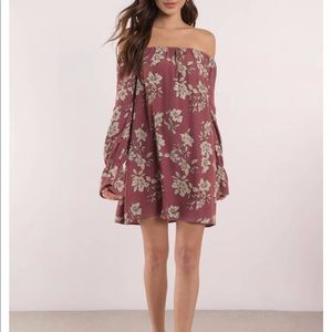 Tobi hang in there off the shoulder shift dress